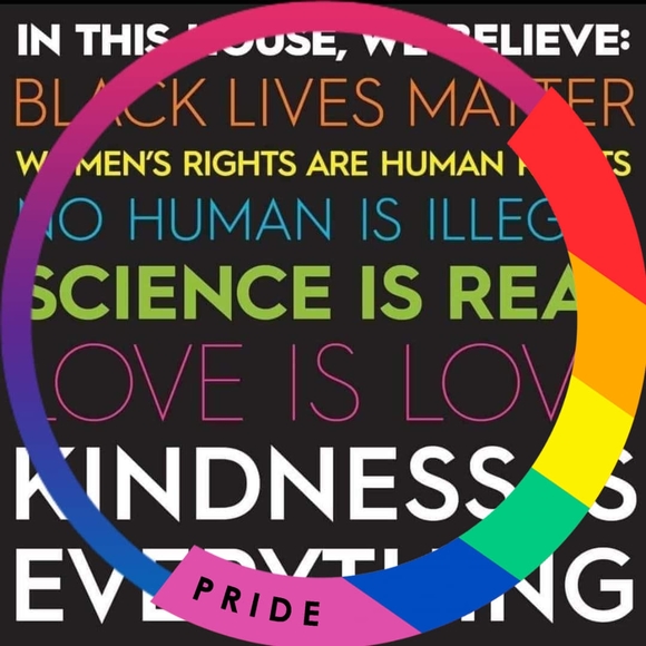 Meet your Posher, Sara - Picture 1 of 1